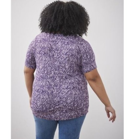 2/$25 V neck high low tunic top plus size 1x-4x Pretty purple pattern Eco fabric - Picture 2 of 2
